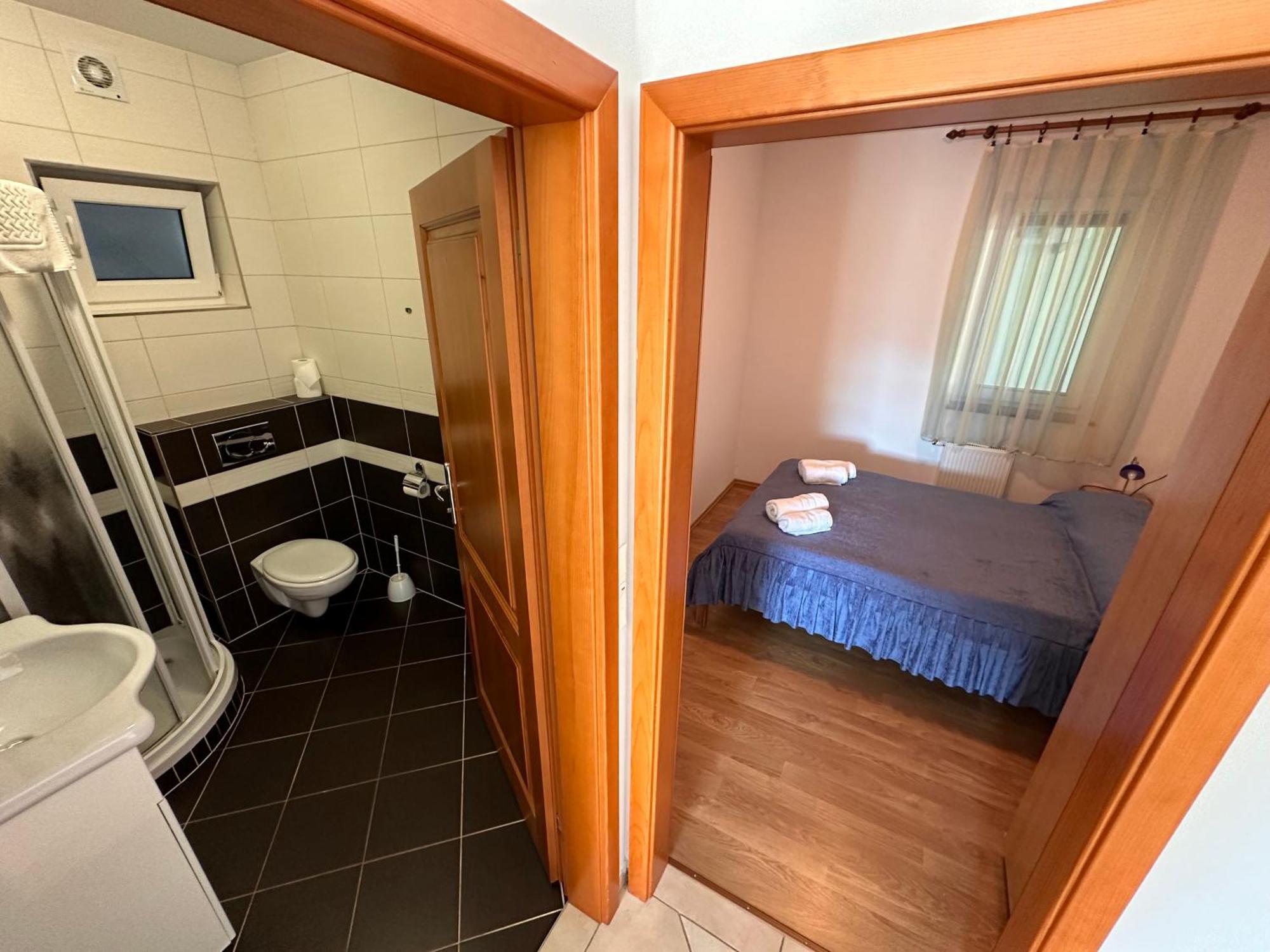 Apartments Suster Stari Trg ob Kolpi Εξωτερικό φωτογραφία