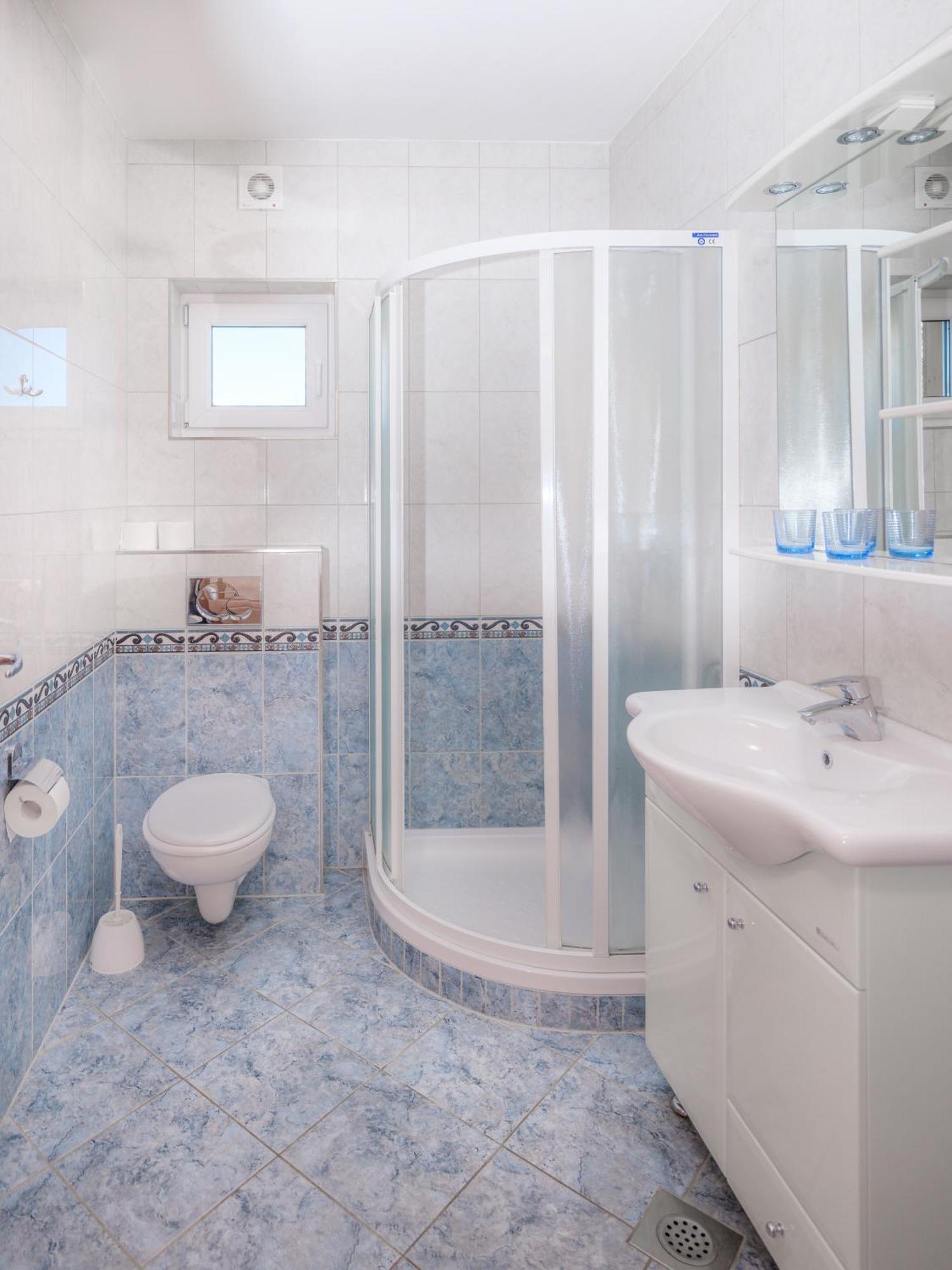 Apartments Suster Stari Trg ob Kolpi Εξωτερικό φωτογραφία